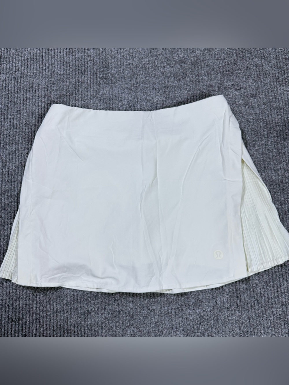 Lululemon Peek Pleat High Rise Tennis Skirt Womens Size 8 White Built In Shorts
